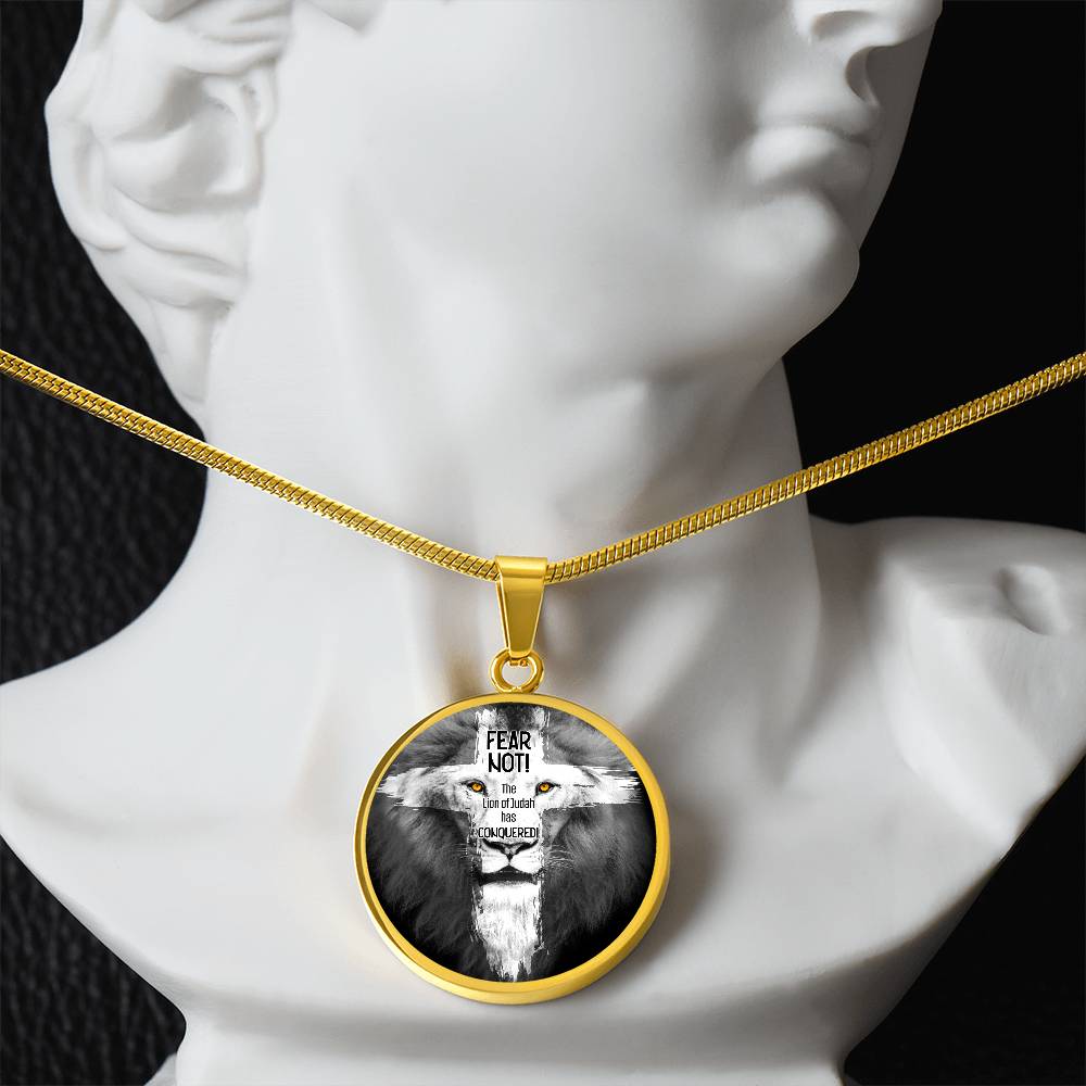 Lion of Judah Circle Pendant Necklace Premium Stainless Steel or 18k Gold Finish 18-22"