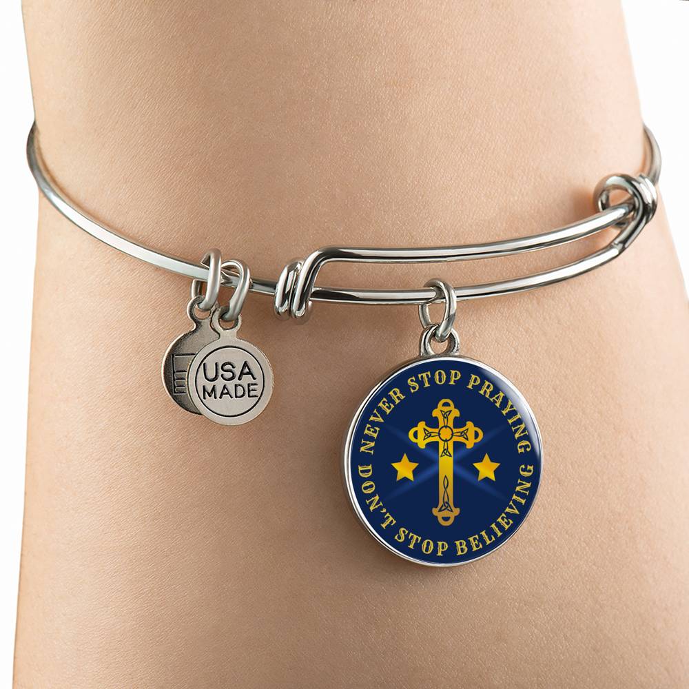 Christian Never Stop Praying Circle Bangle Bracelet Stainless Steel or 18k Gold" - Express Your Love Gifts